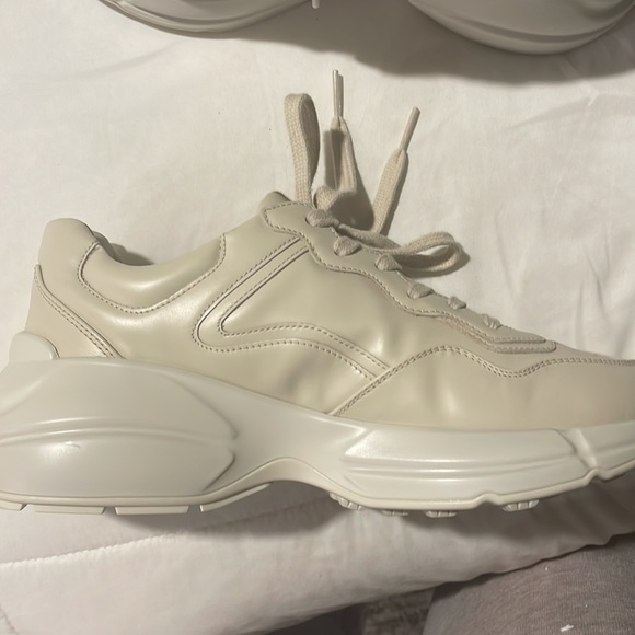 Women’s Authentic Gucci Apollo IVOIRE sneakers size 39 - Picture 4 of 16